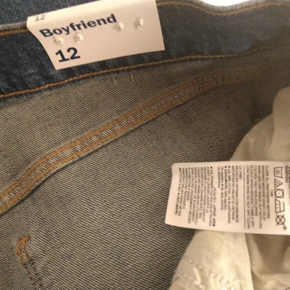NWT Old Navy Boyfriend Denim Jean Pant Sz 12. Dist - Picture 9 of 16